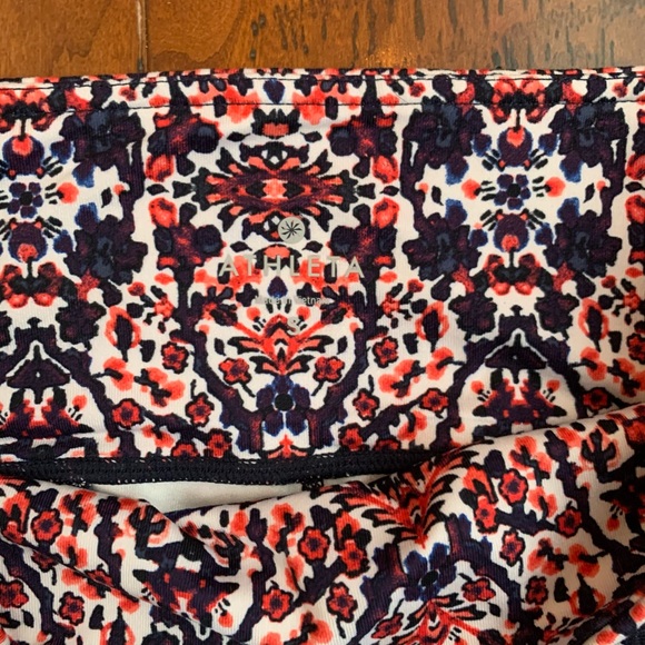 Athleta // practically nwot paisley Capri small - Picture 6 of 13